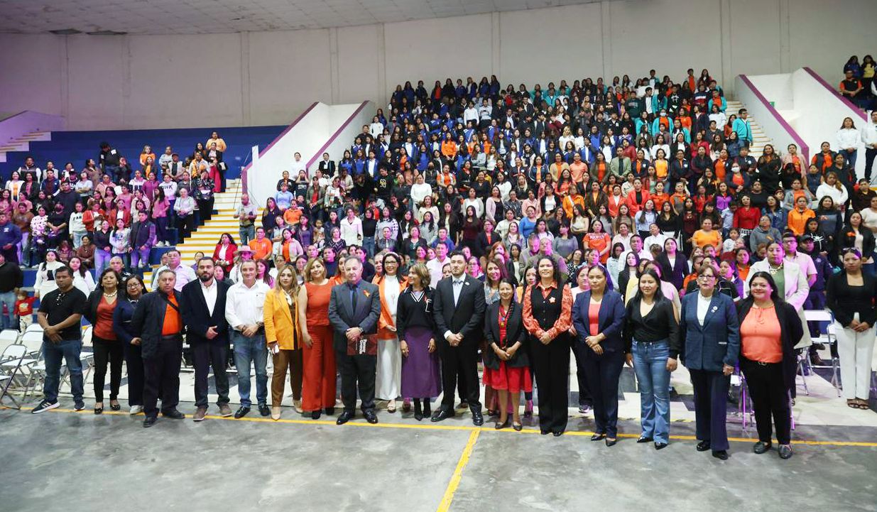 Empoderan a mujeres en foro regional del CECSNSP