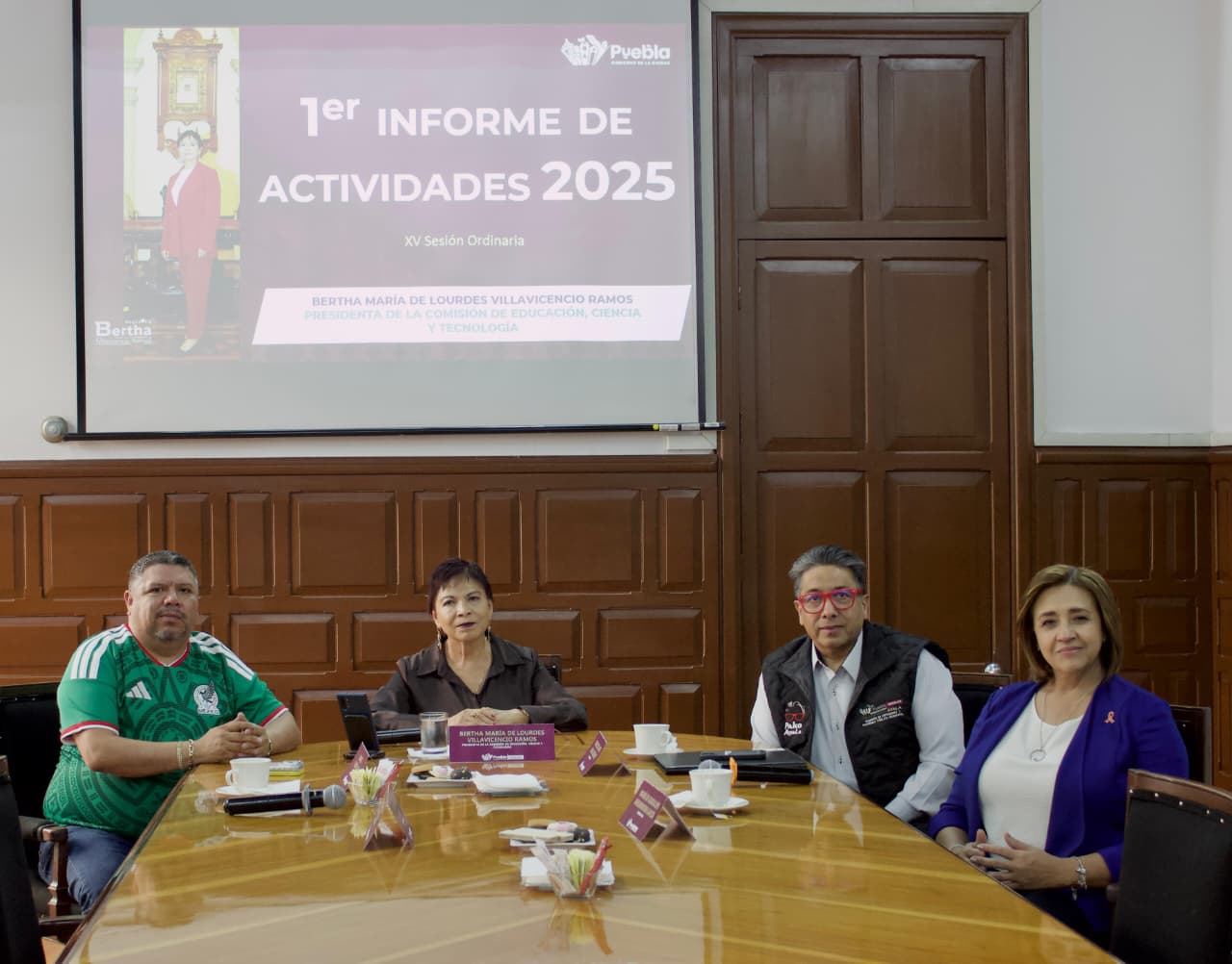 Informe anual destaca labor en educación, ciencia y tecnología